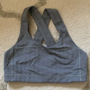 Lululemon Herringbone All Sport Bra in Size 8